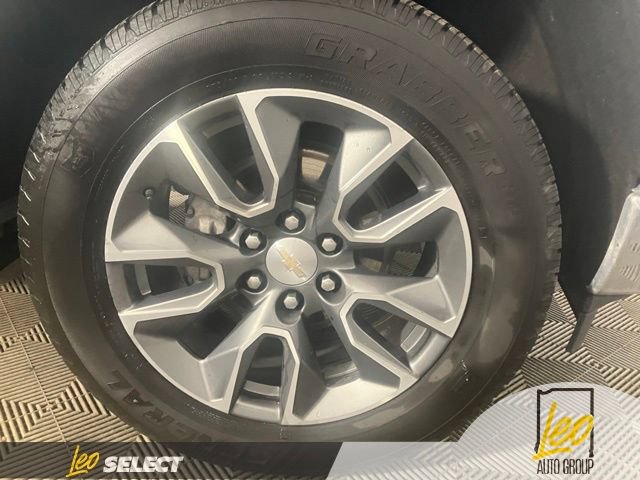 Used 2024 Chevrolet Silverado 1500 LT AWD/4WD image 22