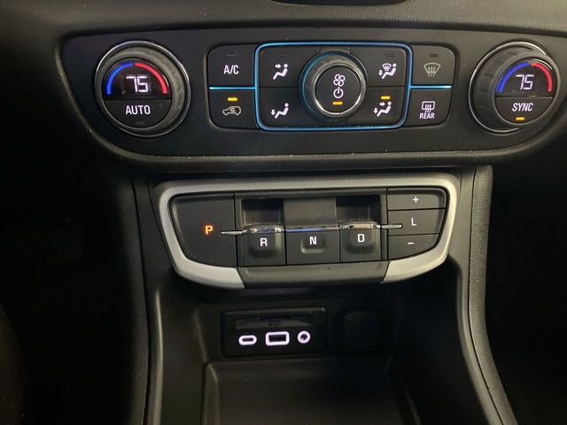 Used 2023 GMC Terrain SLT image 43