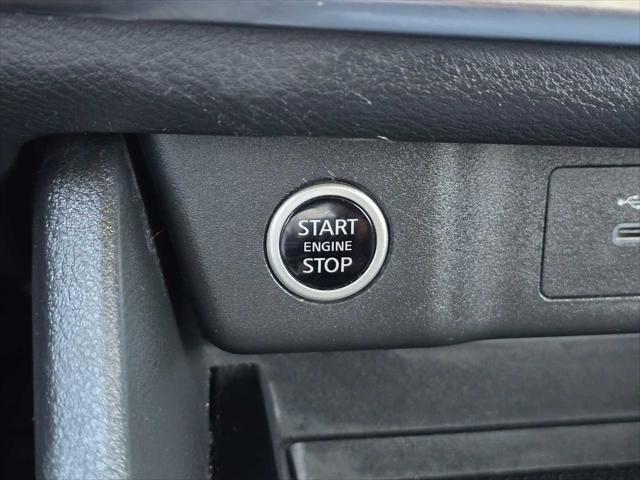 Used 2023 Nissan Rogue SV FWD image 33