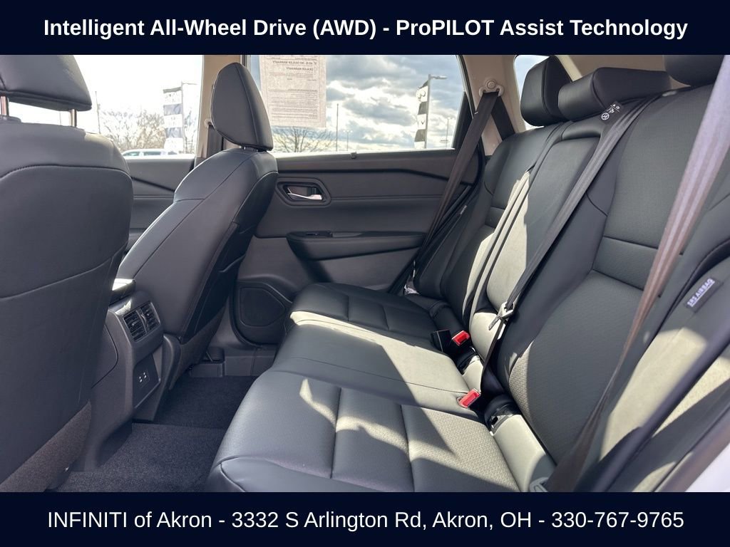 Used 2026 Nissan Rogue SV w/ SV Premium Package AWD/4WD image 37
