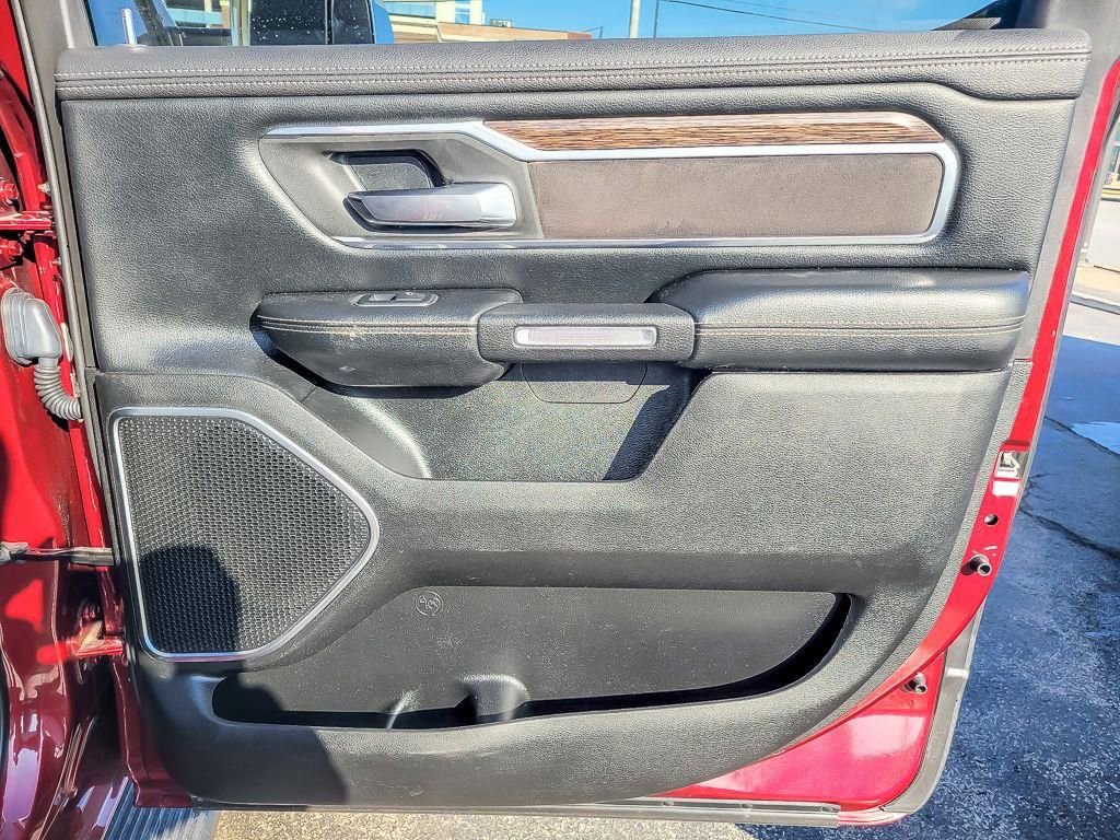 Used 2019 RAM 1500 Laramie image 22