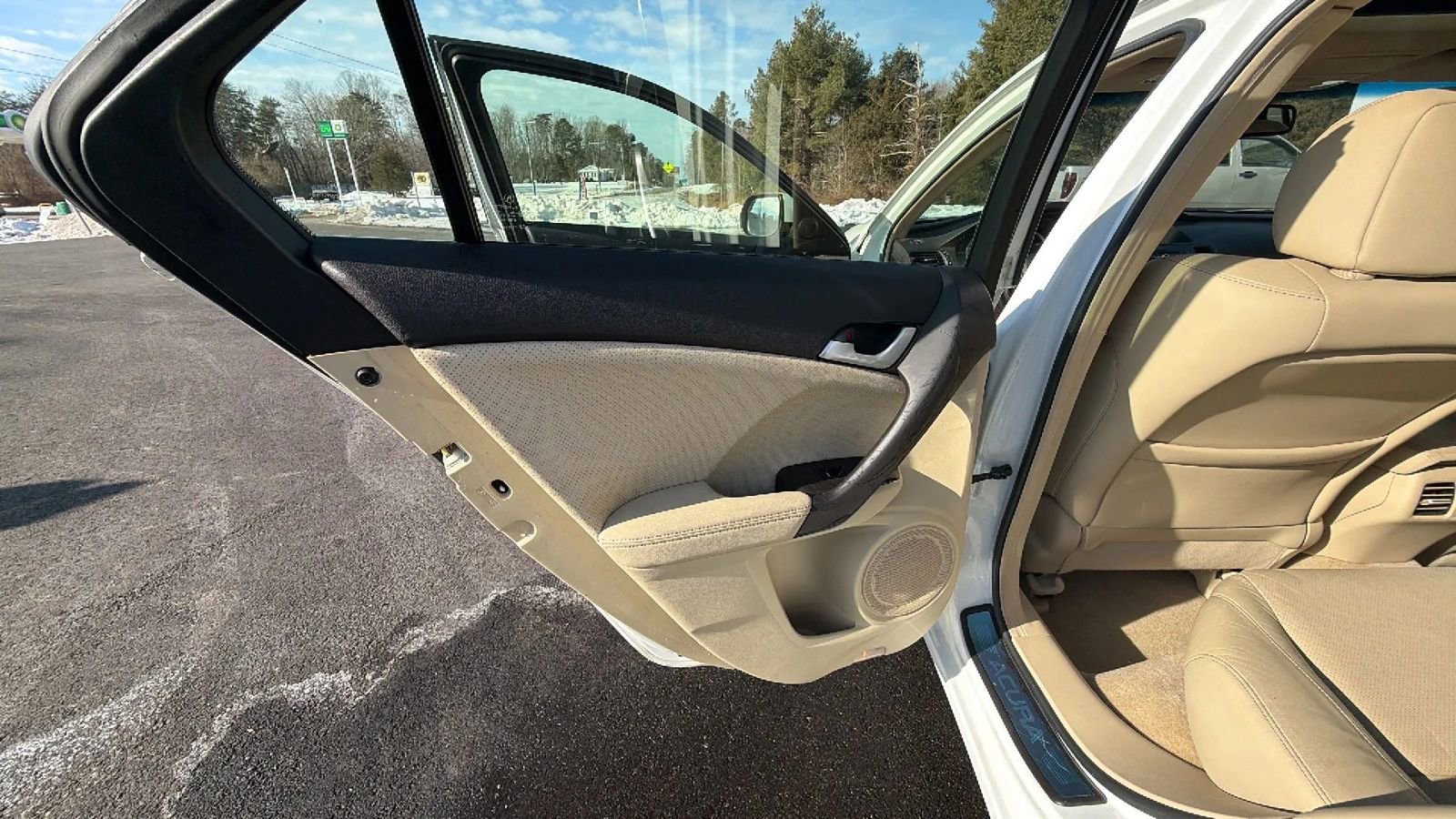 Used 2013 Acura TSX Sedan image 30