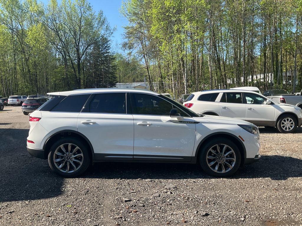 Used 2020 Lincoln Corsair FWD w/ Premium Package image 4