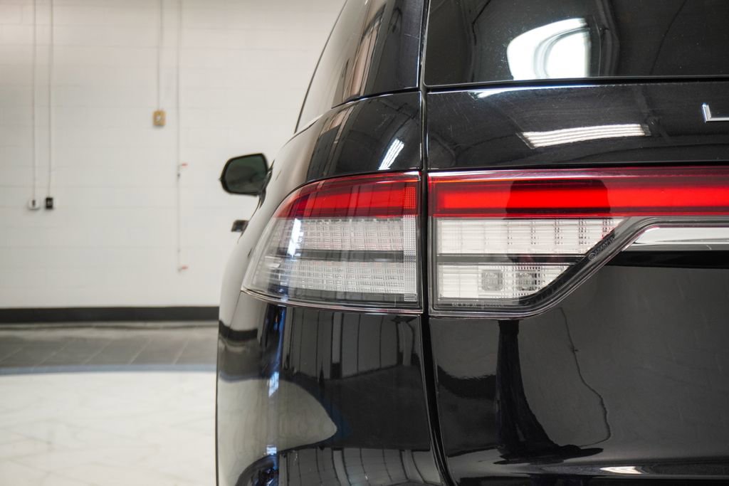 Used 2024 Lincoln Aviator Reserve AWD/4WD image 43