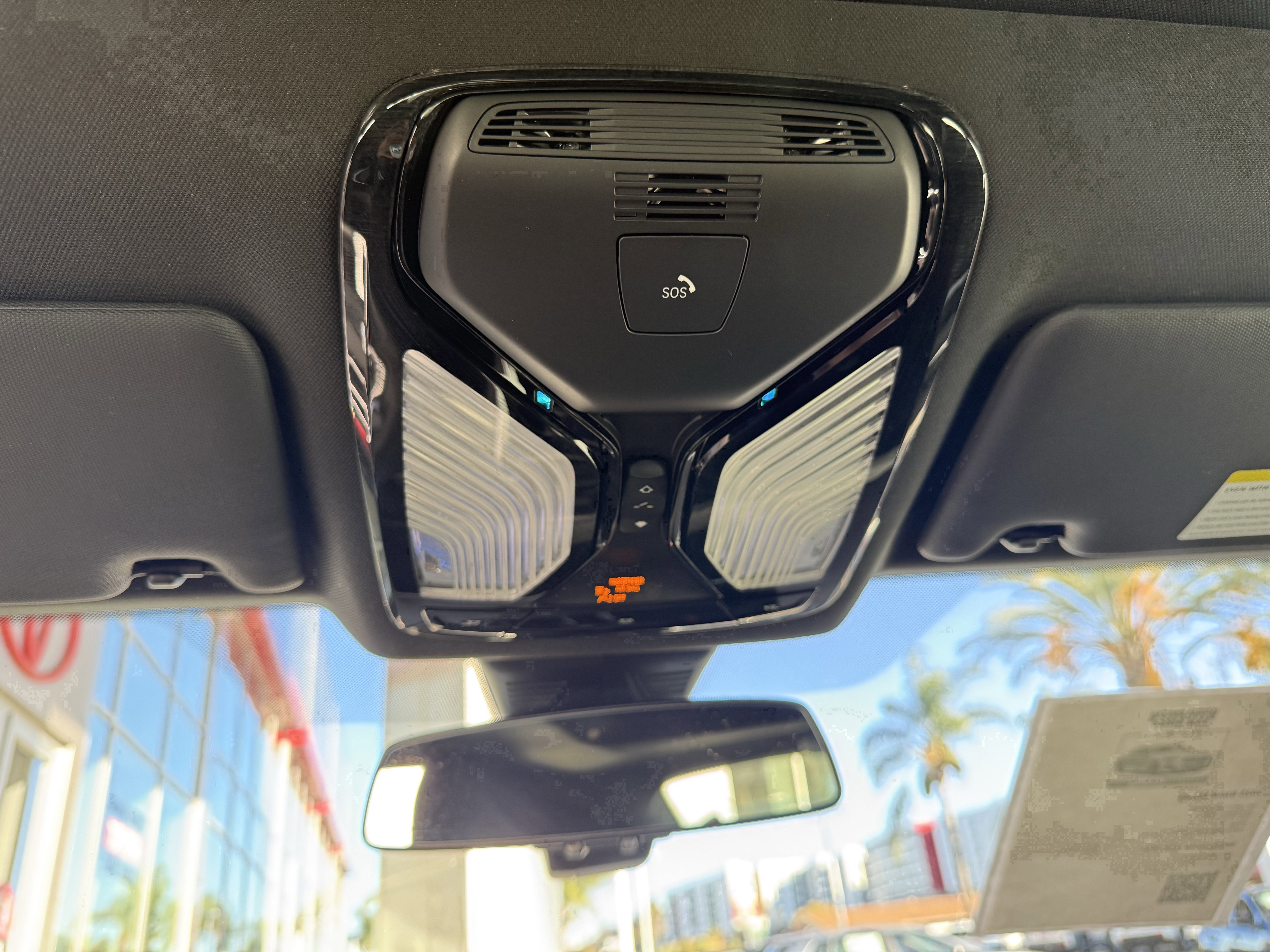 Used 2025 BMW M240i xDrive Coupe w/ Premium Package image 19