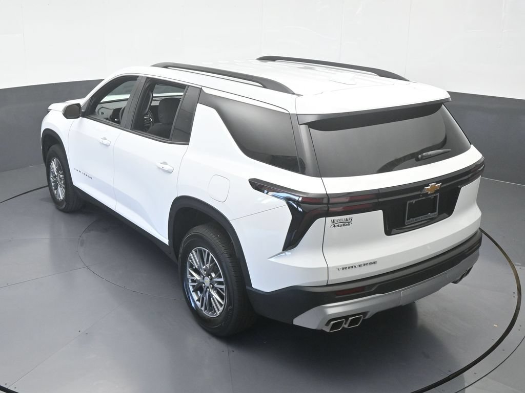 Used 2025 Chevrolet Traverse LT FWD image 49