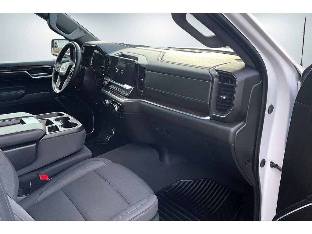 Used 2024 GMC Sierra 1500 SLE image 24
