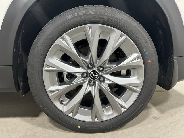 New 2026 MAZDA CX-90 Plug-In Hybrid w/ Preferred image 24