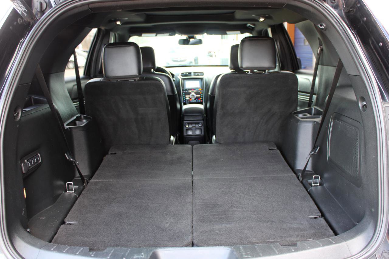 Used 2018 Ford Explorer Sport w/ Equipment Group 401A AWD/4WD image 11