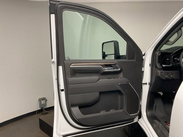 New 2026 Chevrolet Silverado 2500 LT w/ Trail Boss Package image 9