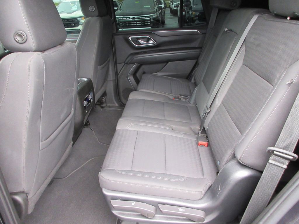Used 2023 Chevrolet Tahoe LS RWD image 13