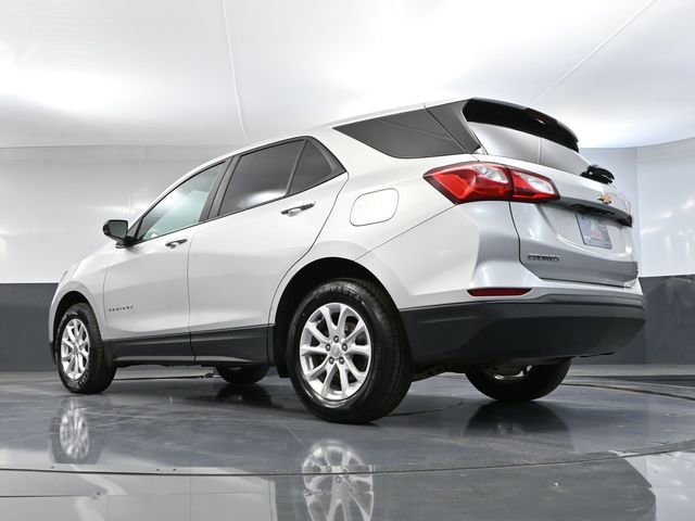Used 2021 Chevrolet Equinox LS w/ LS Convenience Package image 45