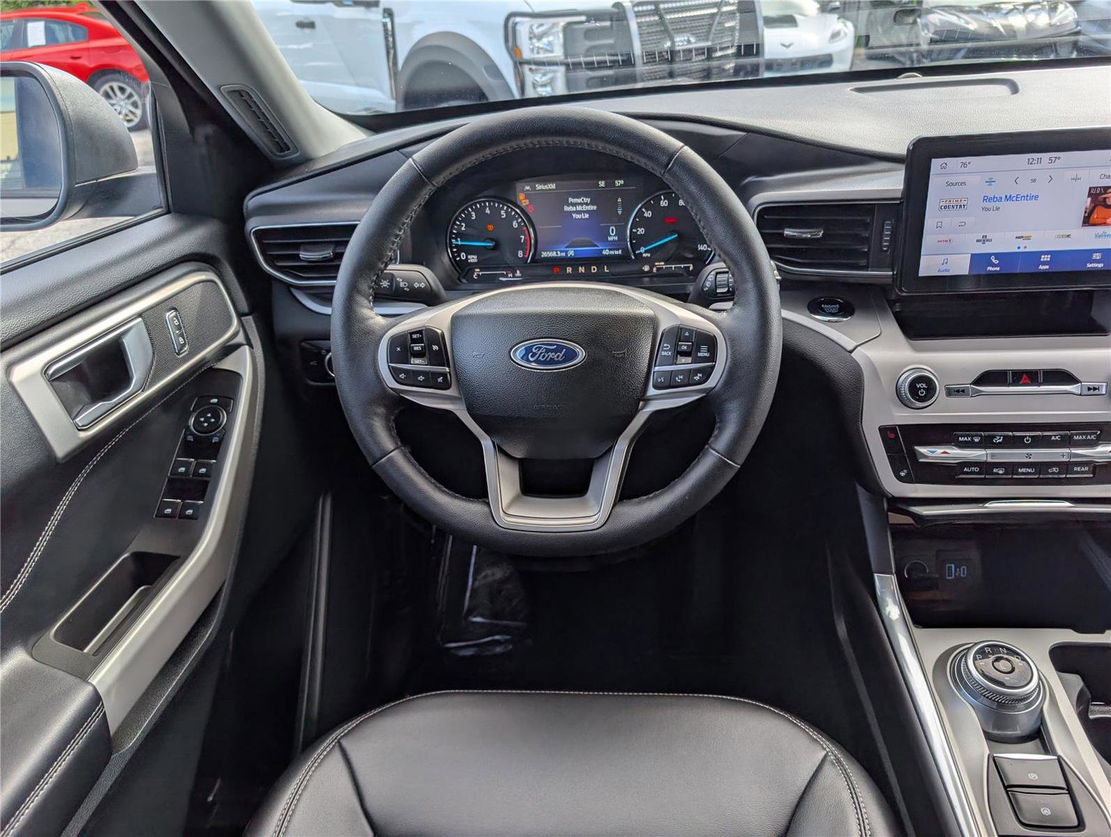 Used 2024 Ford Explorer XLT w/ Equipment Group 202A image 19