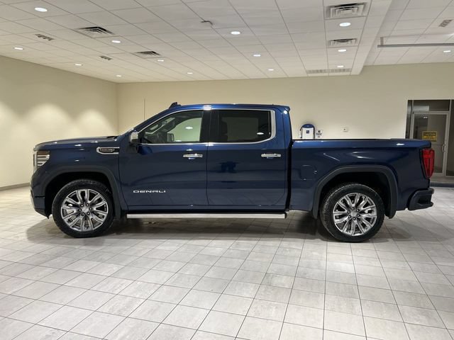 Used 2023 GMC Sierra 1500 Denali w/ Denali Reserve Package AWD/4WD image 2
