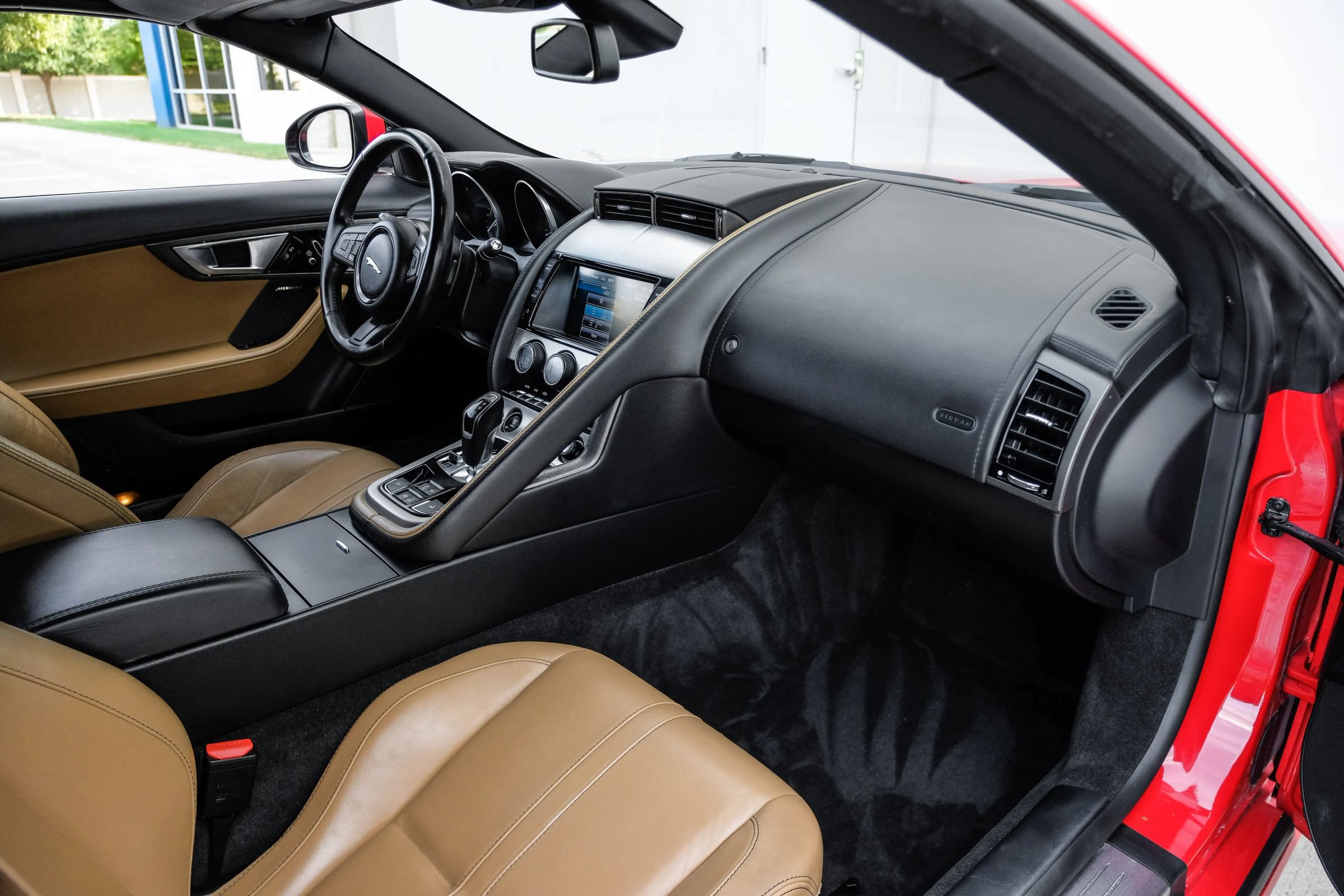 Used 2014 Jaguar F-TYPE Convertible RWD image 14