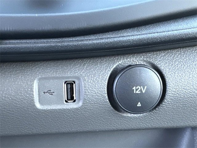 New 2025 Ford Transit 250 148 Medium Roof image 24