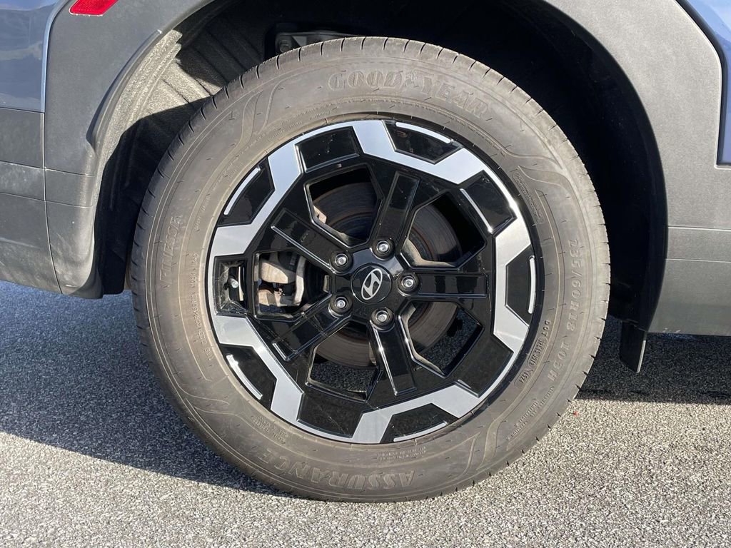 Certified 2025 Hyundai Santa Fe SEL image 31