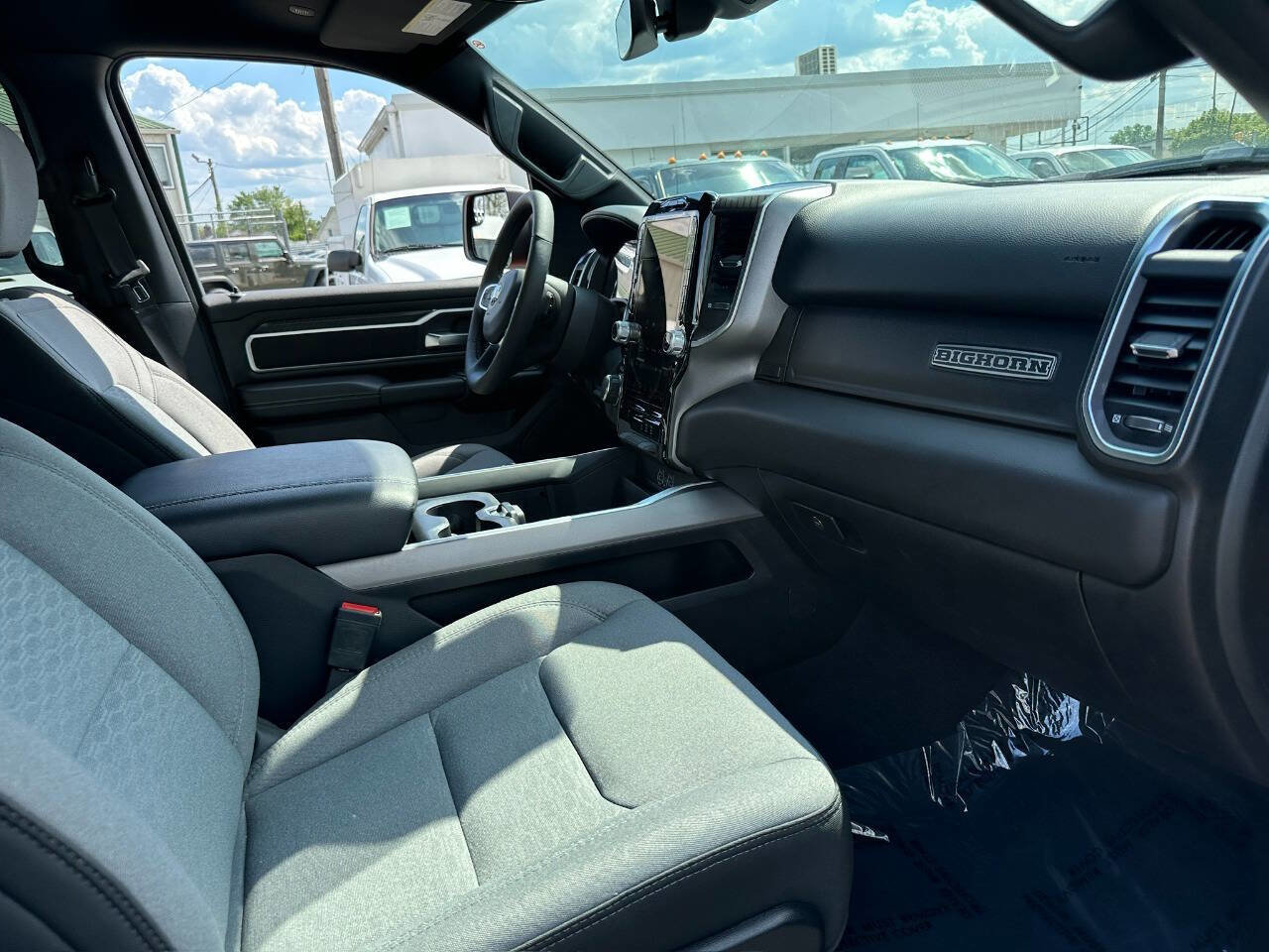 Used 2025 RAM 1500 Big Horn image 17