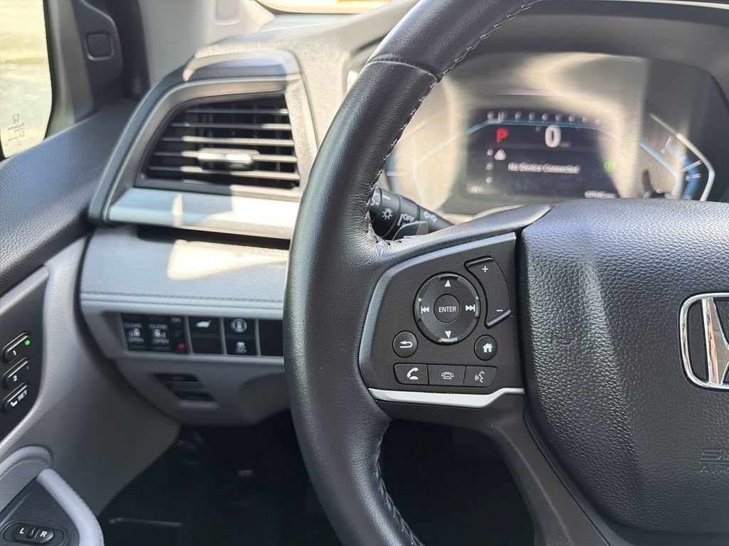 Used 2023 Honda Odyssey EX-L image 27