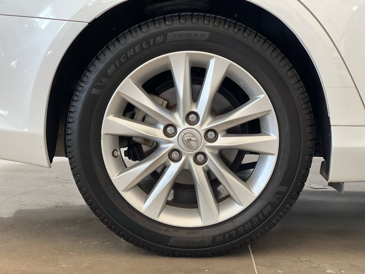 Used 2012 Lexus ES 350 image 9