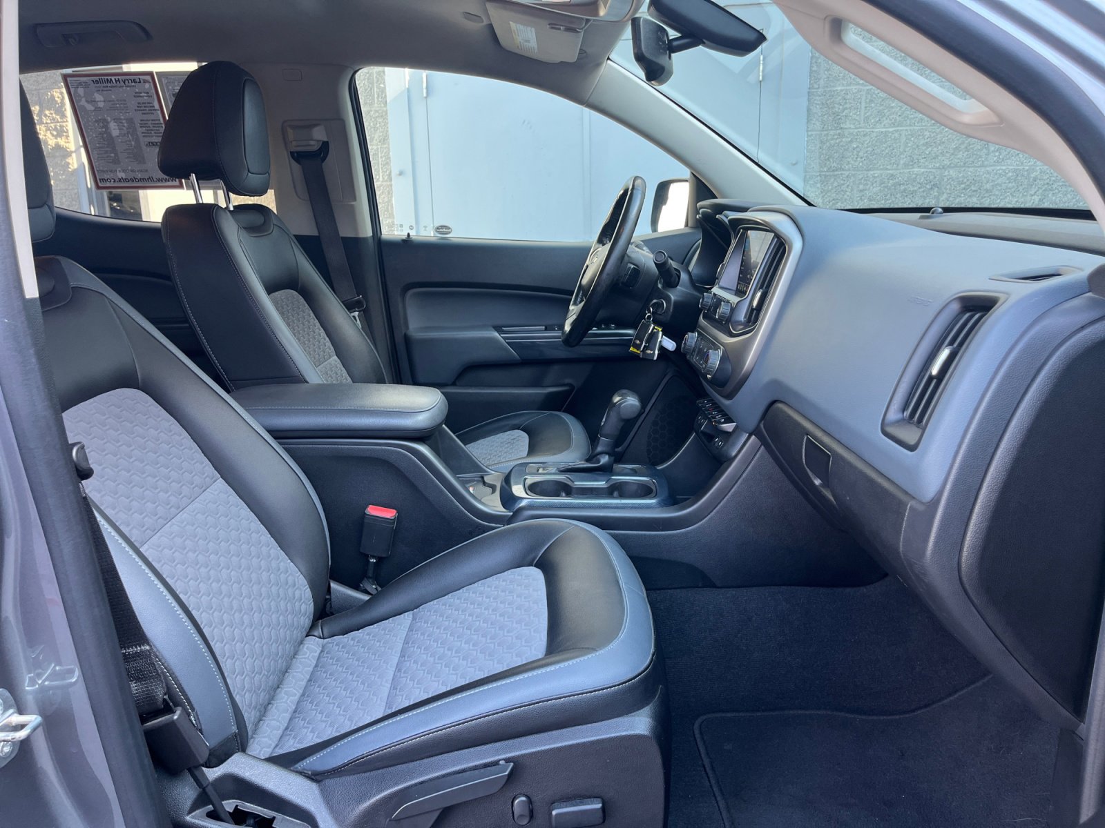 Used 2019 Chevrolet Colorado Z71 AWD/4WD image 26
