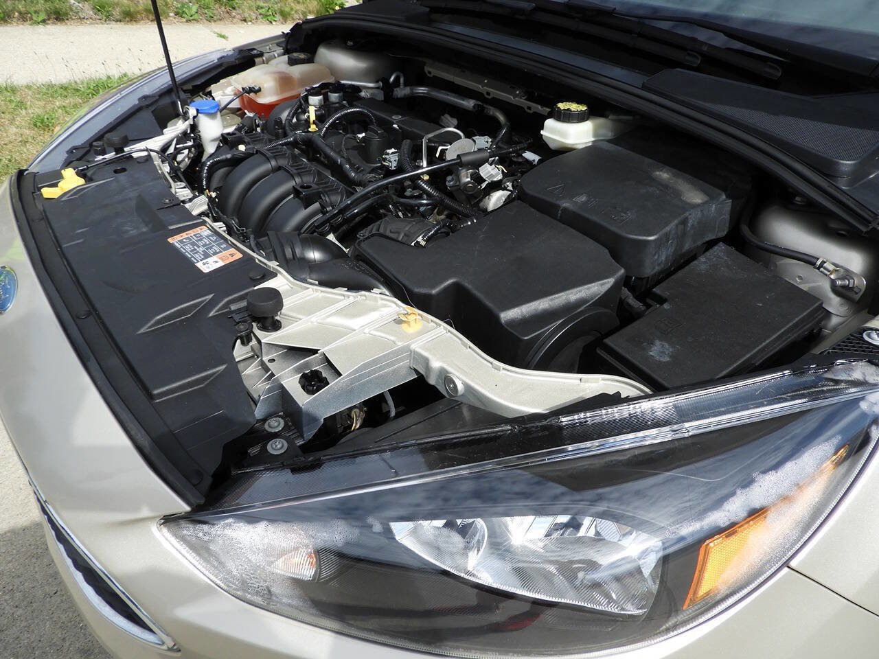 Used 2017 Ford Focus SE FWD image 43