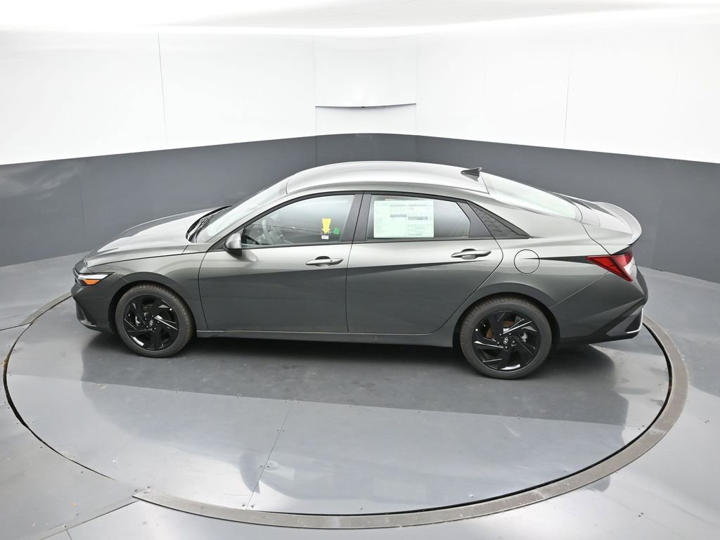 New 2026 Hyundai Elantra Sport image 46