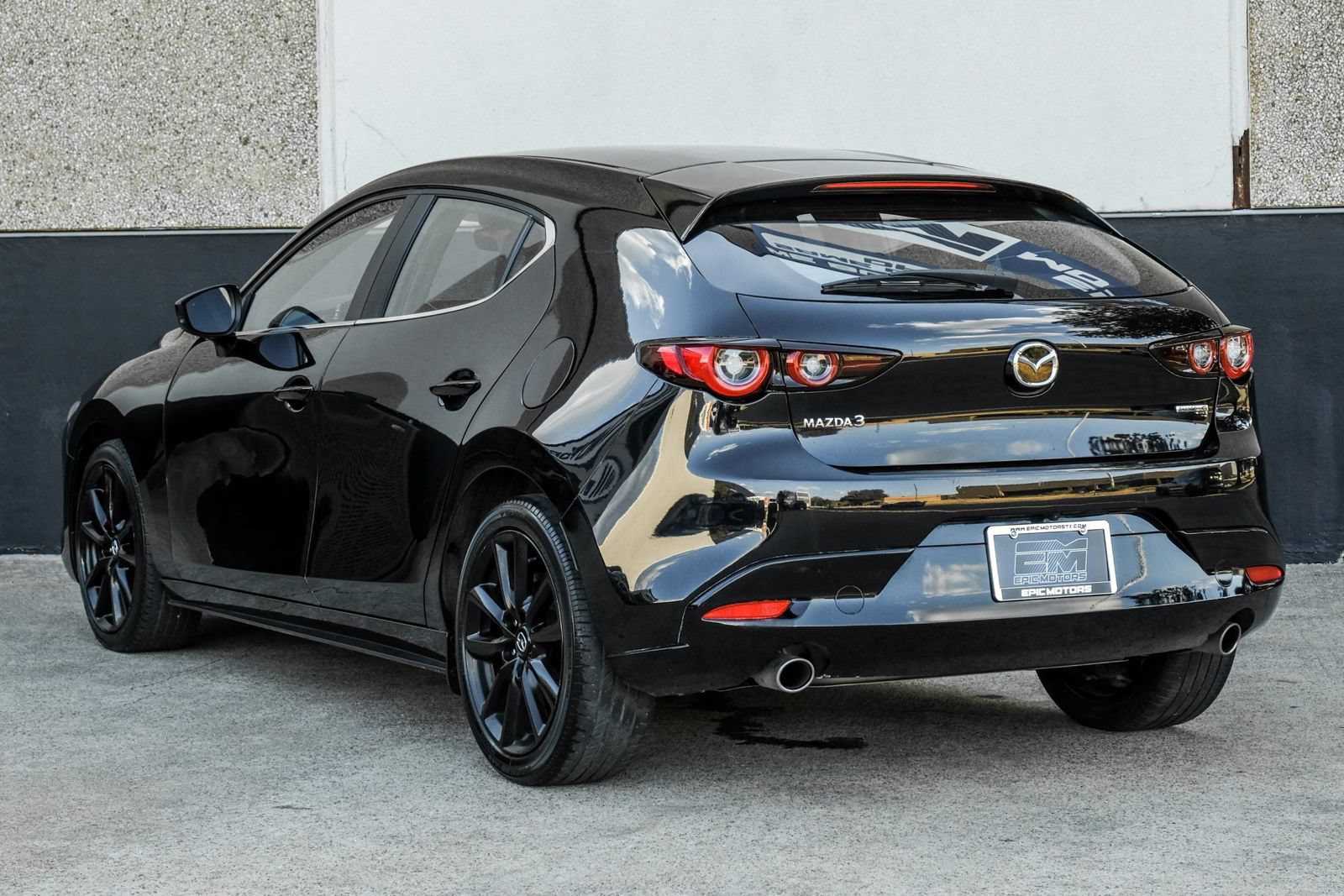 Used 2024 MAZDA MAZDA3 s FWD image 9