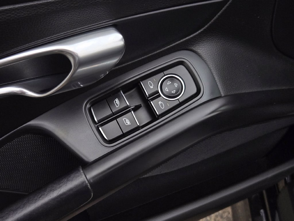 Used 2015 Porsche Boxster RWD image 14