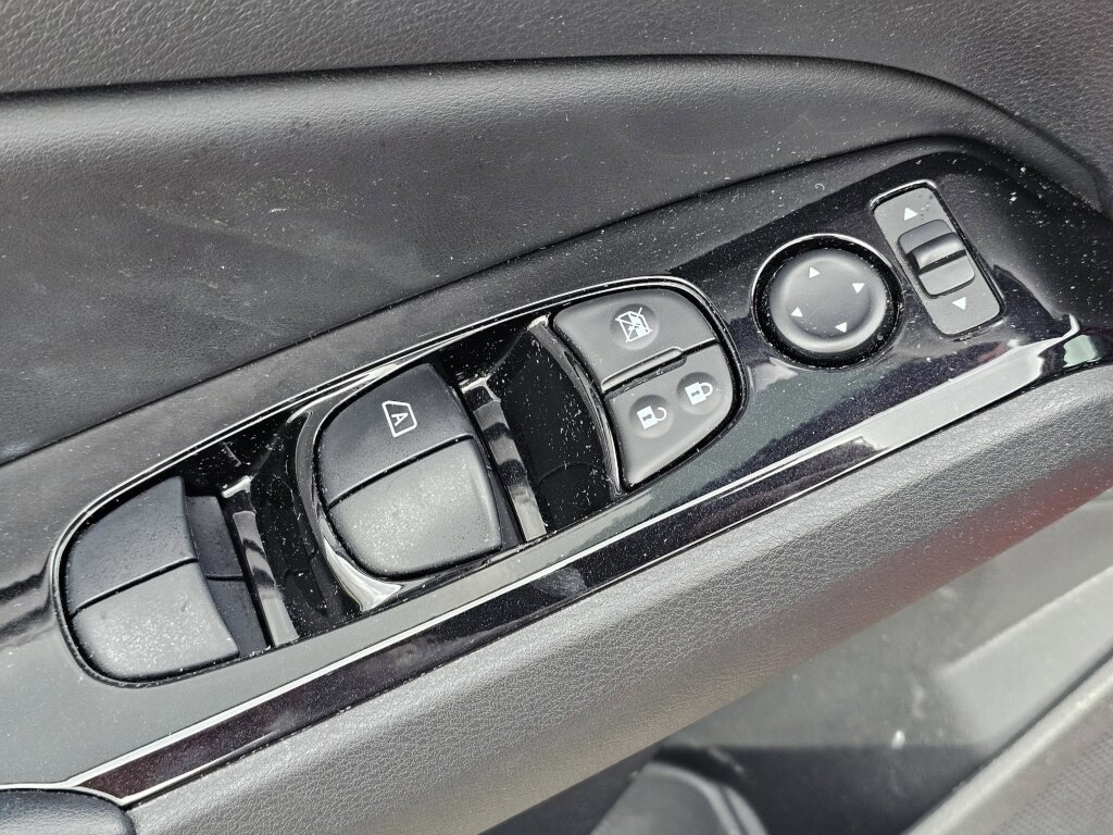 Used 2024 Nissan Altima 2.5 SR image 15