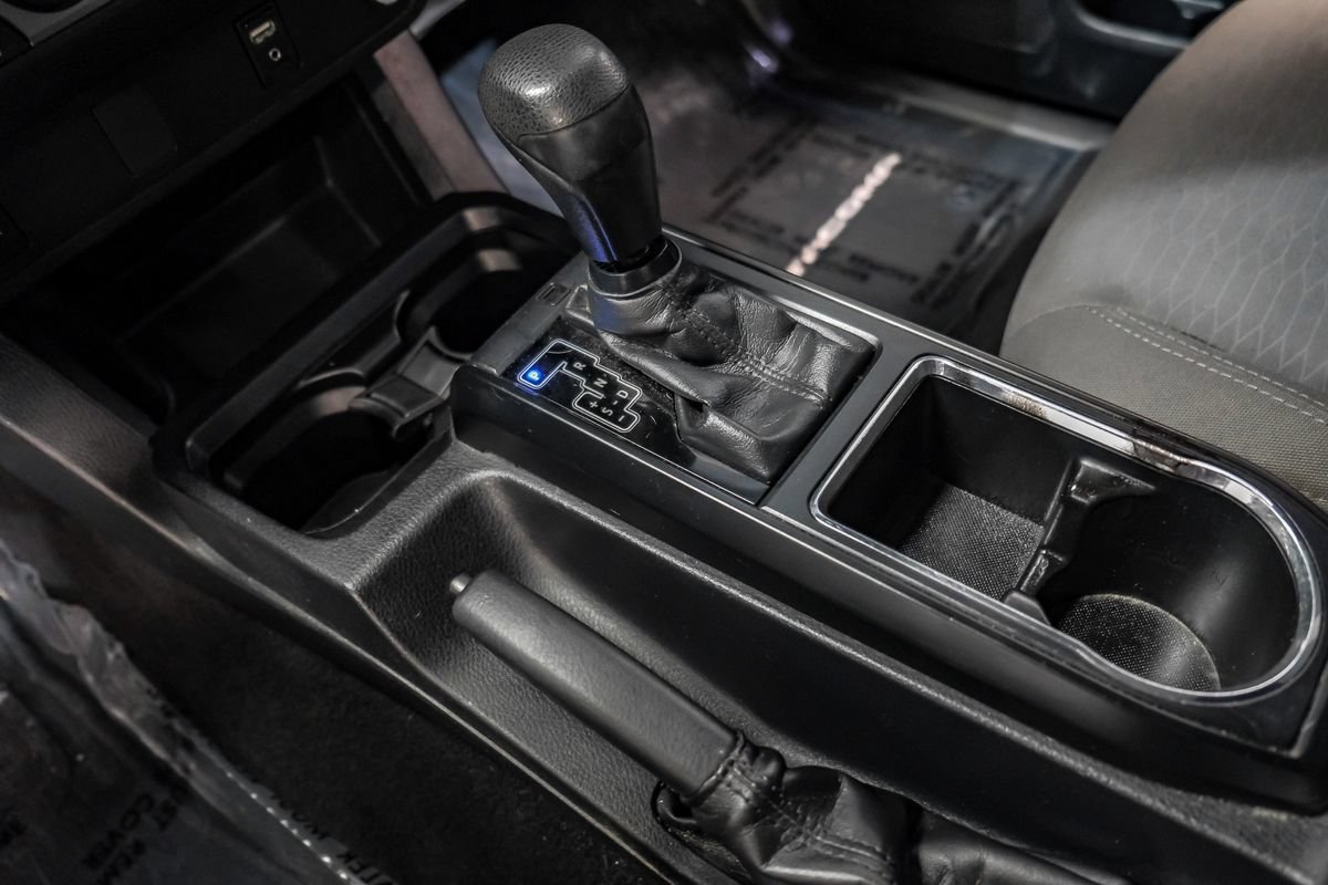 Used 2018 Toyota Tacoma SR w/ SR Convenience Package AWD/4WD image 22
