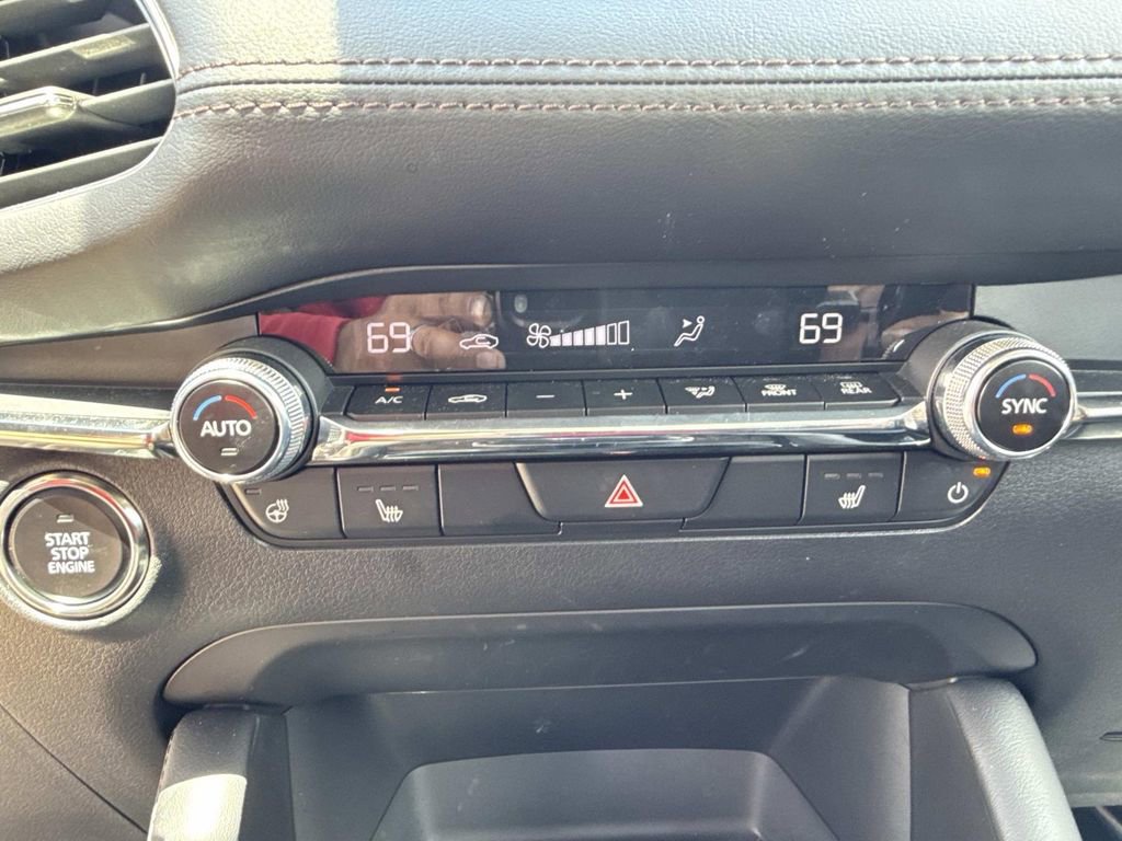 Certified 2025 MAZDA MAZDA3 2.5 Turbo Sedan w/Premium Plus image 35