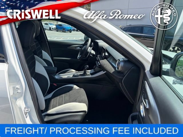 New 2026 Alfa Romeo Tonale w/ Active Assist Package AWD/4WD image 38