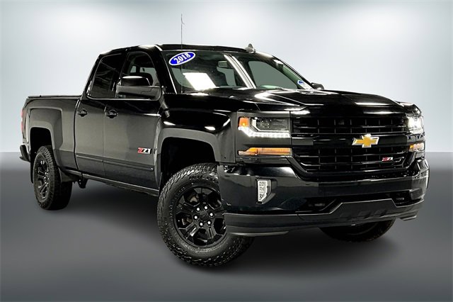 Used 2018 Chevrolet Silverado 1500 LT w/ Midnight Edition