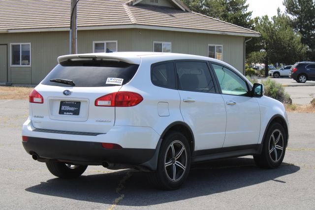 Used 2011 Subaru Tribeca Limited AWD/4WD image 6