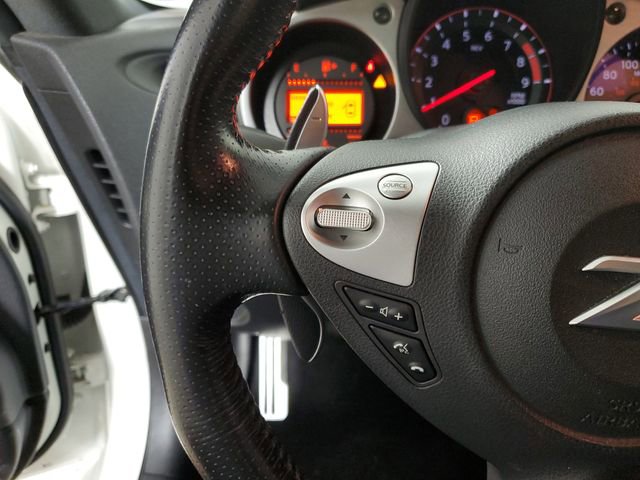 Used 2018 Nissan 370Z Roadster image 16