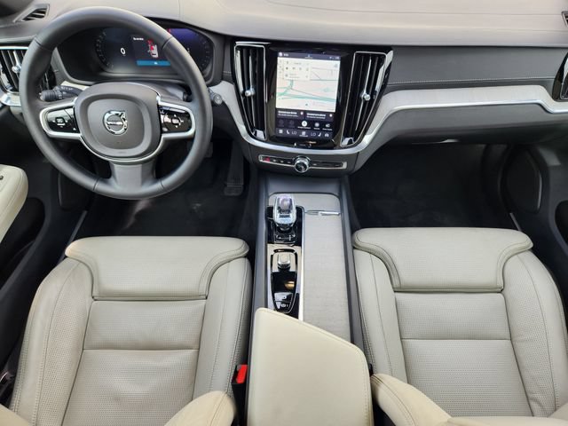 Certified 2025 Volvo V60 B5 Cross Country Ultra AWD/4WD image 12