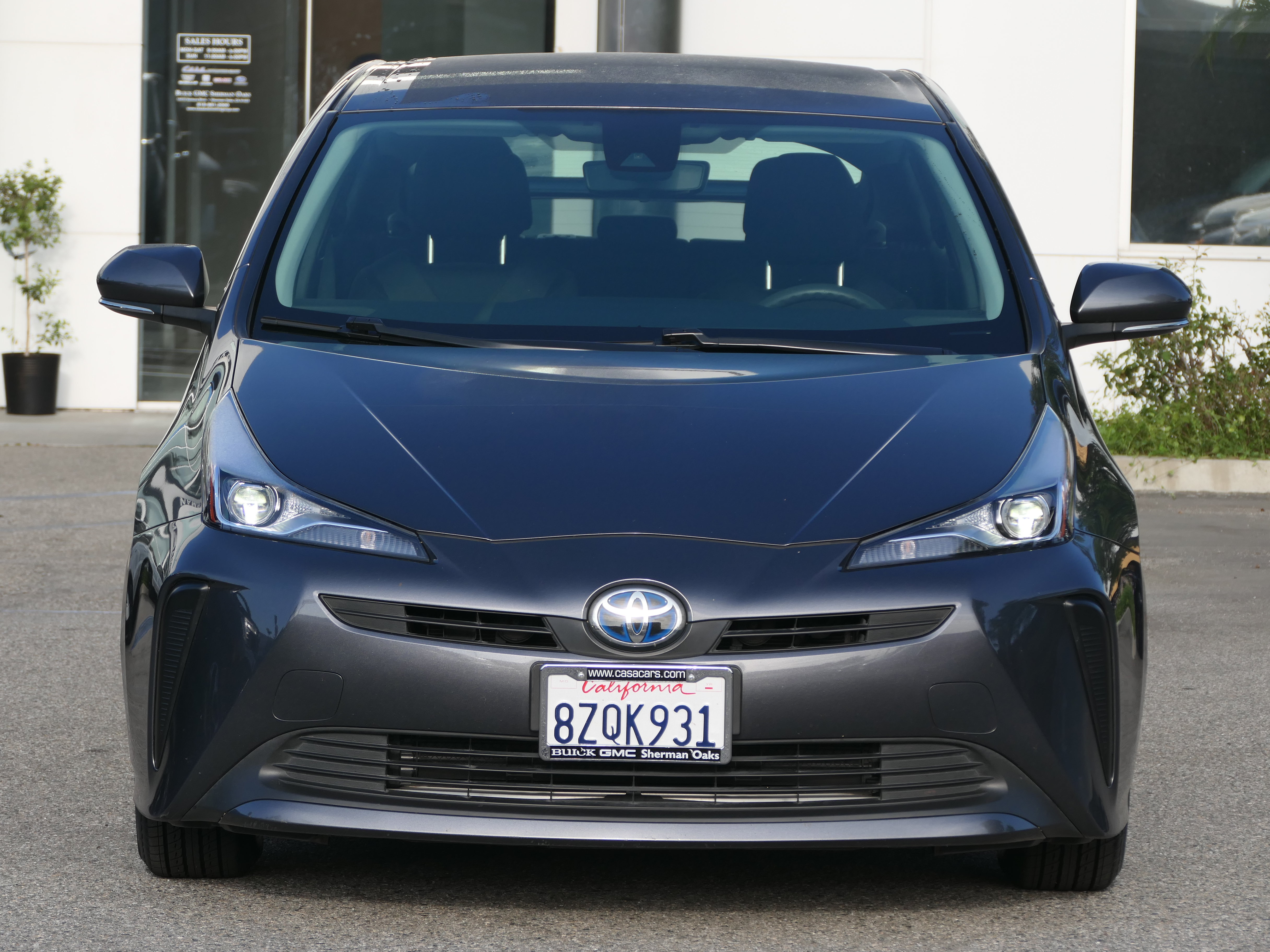 Used 2022 Toyota Prius L Eco FWD image 8
