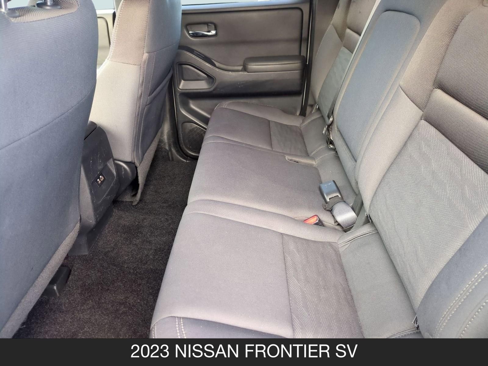 Used 2023 Nissan Frontier SV w/ Midnight Edition Package image 15