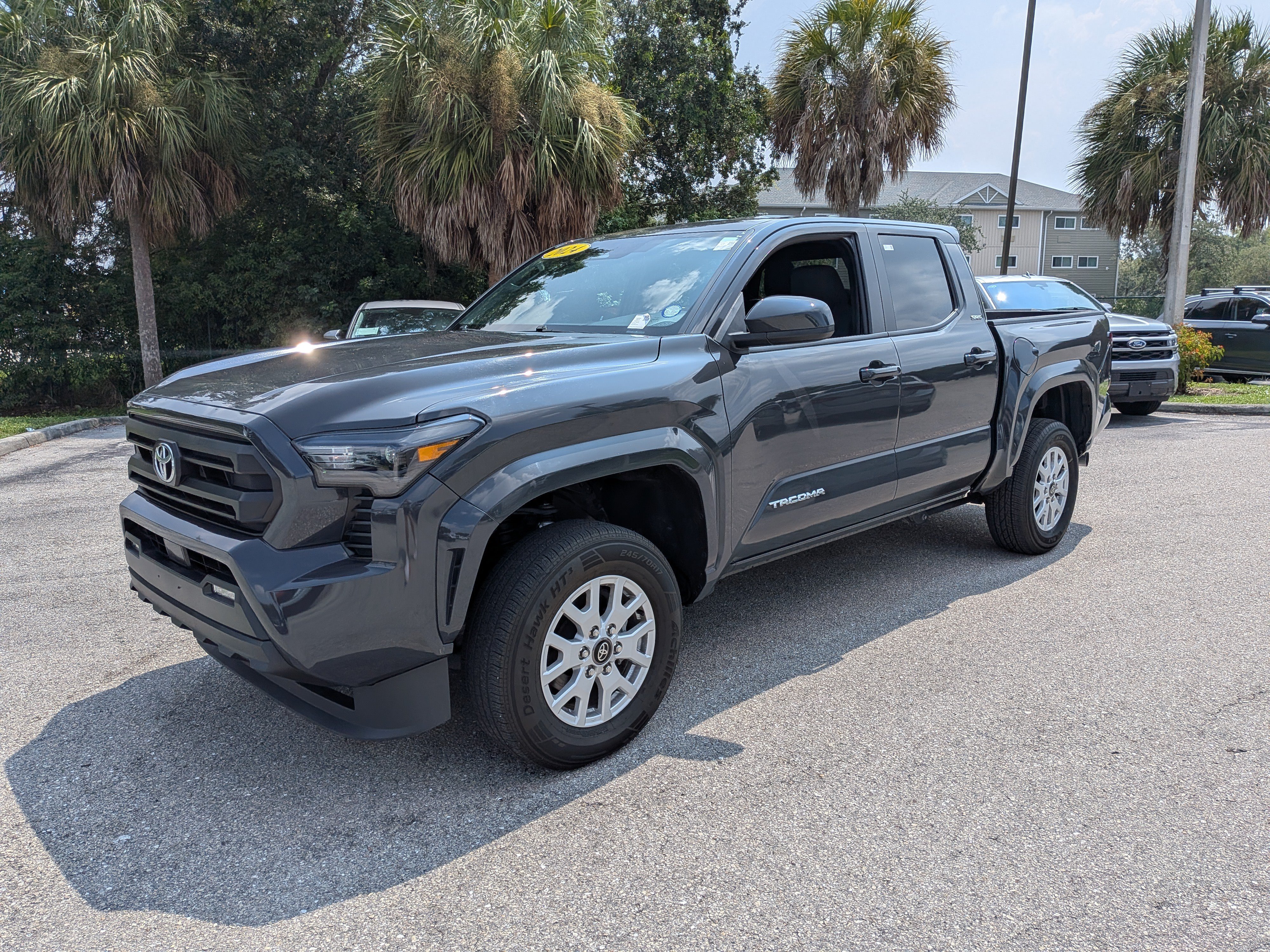Used 2024 Toyota Tacoma SR5 AWD/4WD image 8