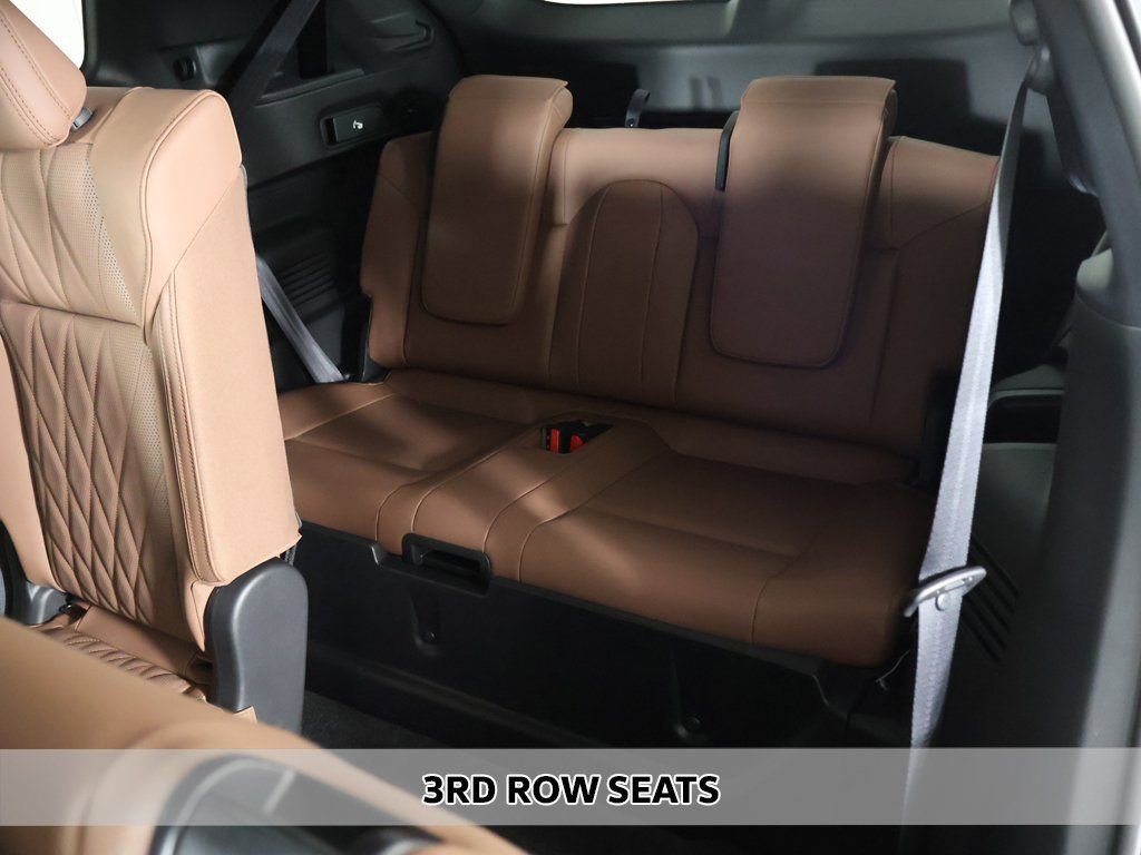 New 2026 Mitsubishi Outlander SEL AWD/4WD image 11