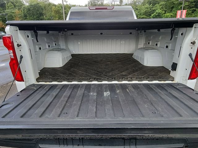 Used 2023 Chevrolet Silverado 1500 LT Trail Boss w/ LPO, Dark Essentials Package image 23