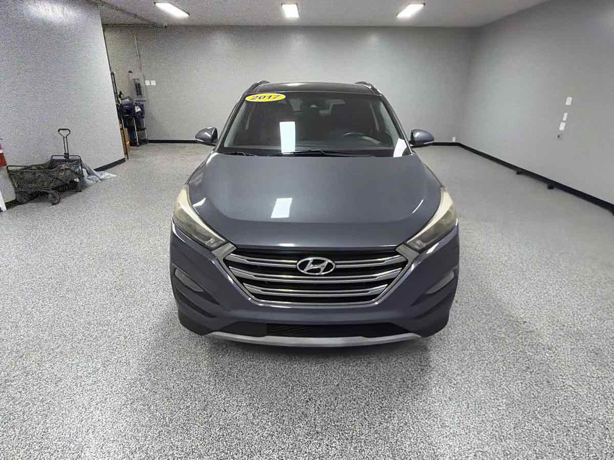 Used 2017 Hyundai Tucson Limited w/ Limited Ultimate Package 03 FWD image 8