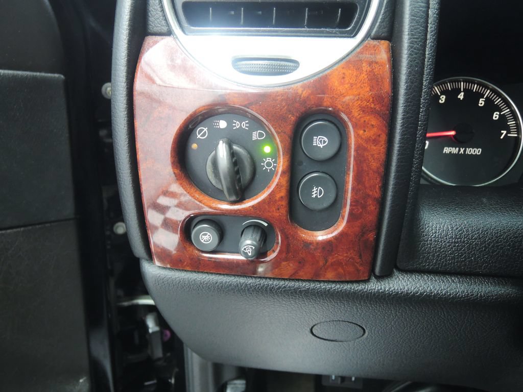 Used 2007 GMC Envoy Denali AWD/4WD image 24