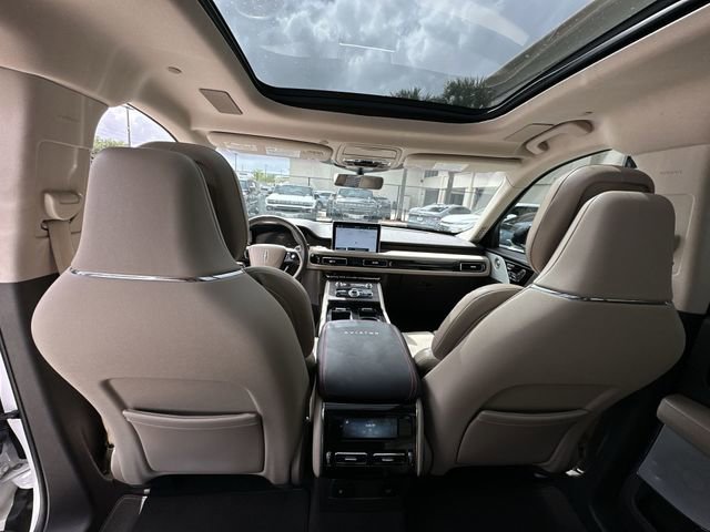 Used 2021 Lincoln Aviator Reserve w/ Equipment Group 202A image 31