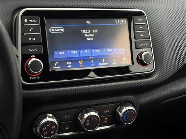 Used 2022 Nissan Kicks S image 17