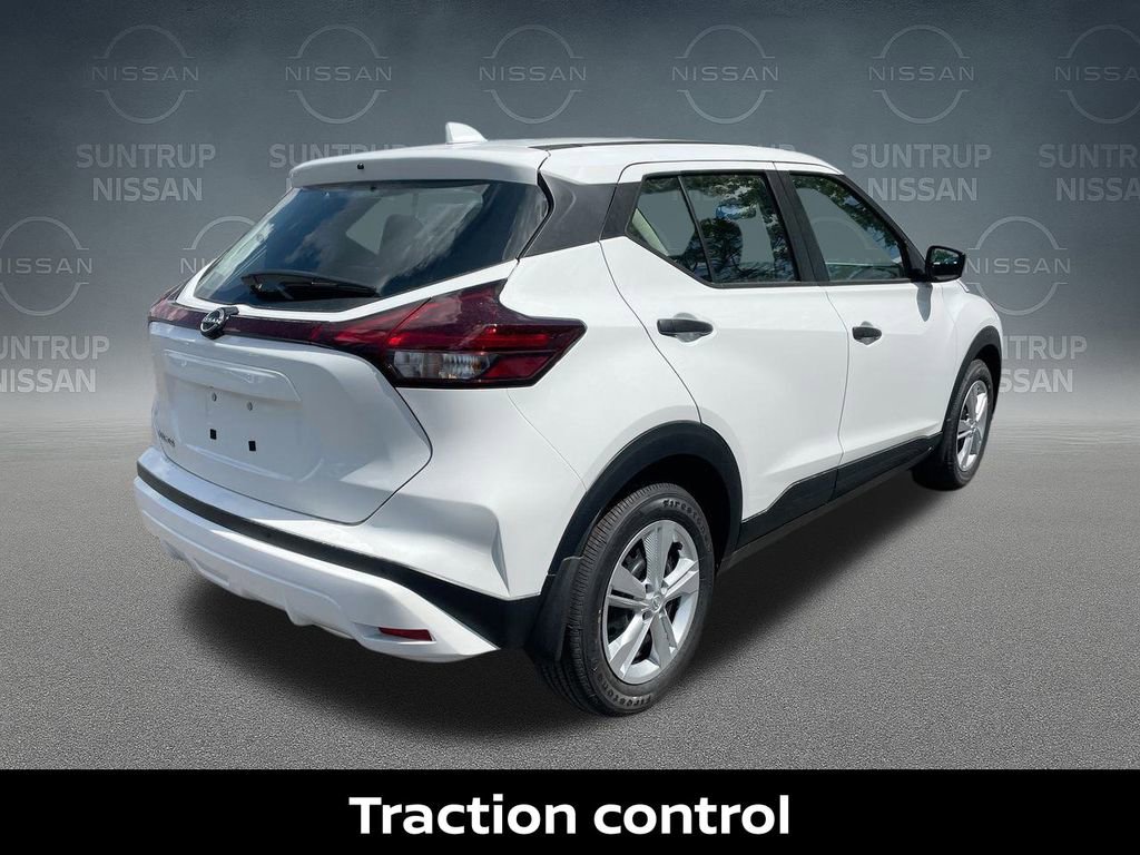 New 2025 Nissan Kicks Play S image 17