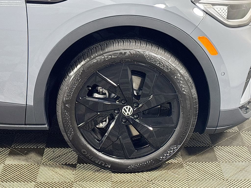 New 2025 Volkswagen ID.4 Pro S Plus image 24