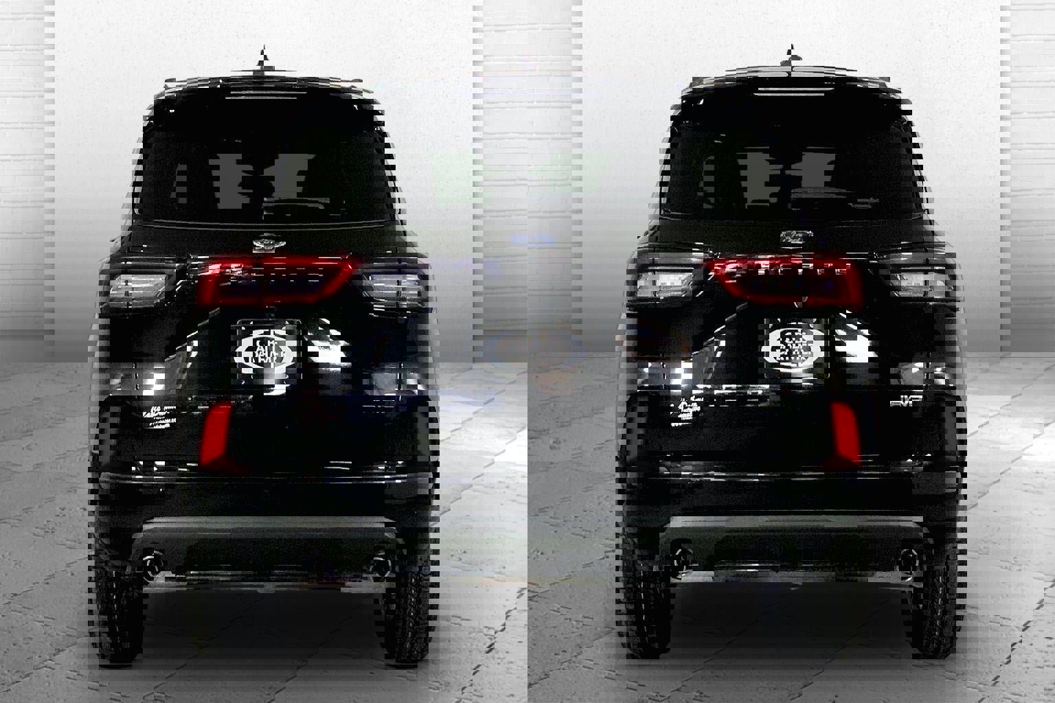 Used 2024 Ford Escape ST-Line image 3