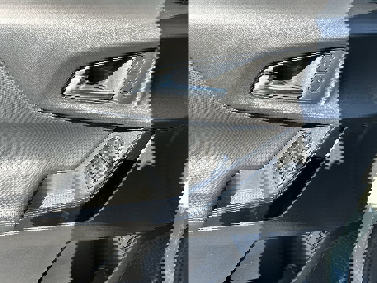 Used 2026 Chevrolet Equinox LT w/ Convenience Package II AWD/4WD image 20